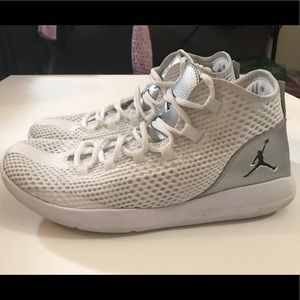 jordan reveal white and silver